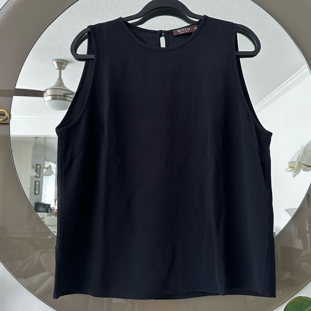 Mixed Timeless Navy Blue Sleeveless Blouse